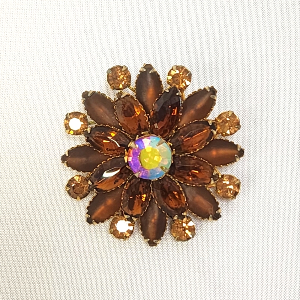 Vintage Judy Lee Brown and Gold Floral Brooch w/Original Box